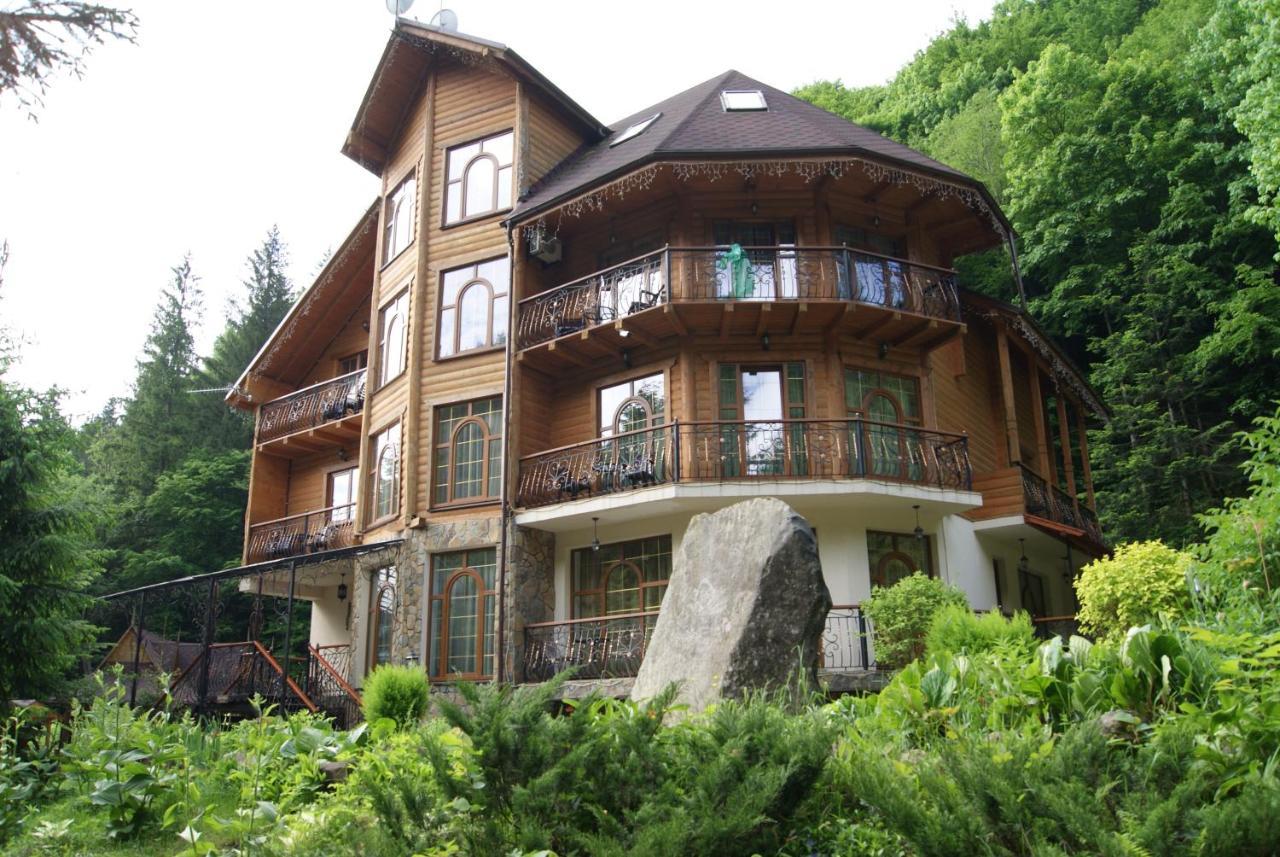 Hotel Dykyi Med 타타리브 외부 사진
