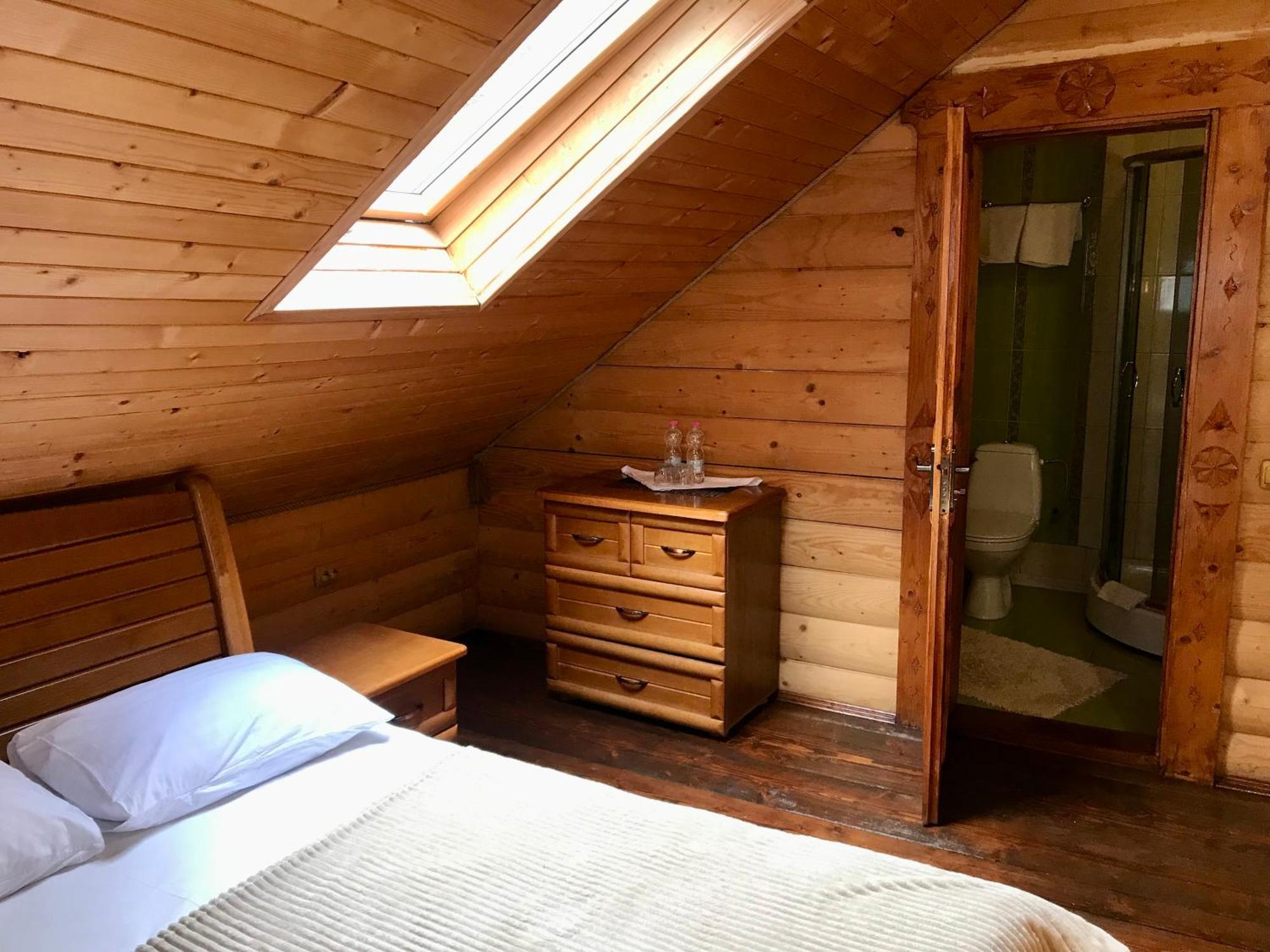 Hotel Dykyi Med 타타리브 외부 사진